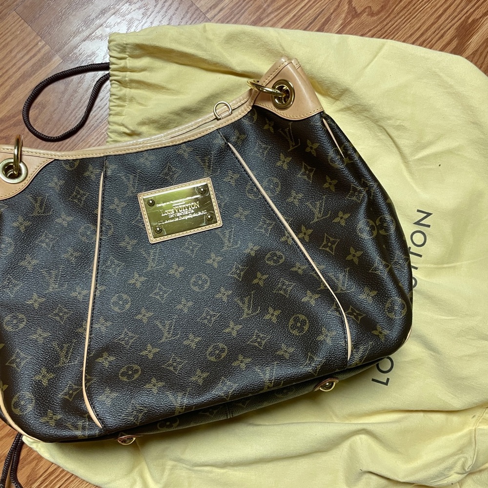 Louis Vuitton Monogram Galliera PM